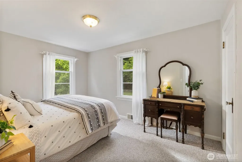 17164 Lemolo Shore Drive NE Poulsbo WA 98370
