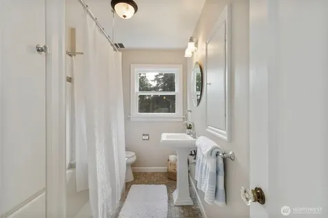 17164 Lemolo Shore Drive NE Poulsbo WA 98370