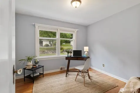 17164 Lemolo Shore Drive NE Poulsbo WA 98370