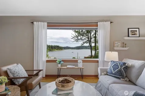 17164 Lemolo Shore Drive NE Poulsbo WA 98370