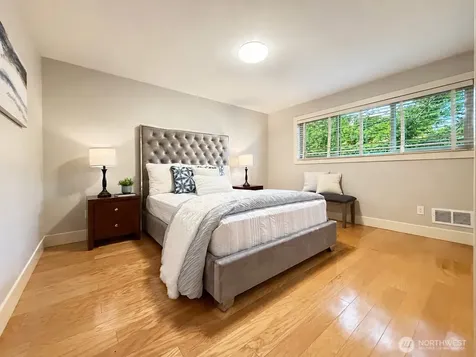 731 Broadway E Seattle WA 98102