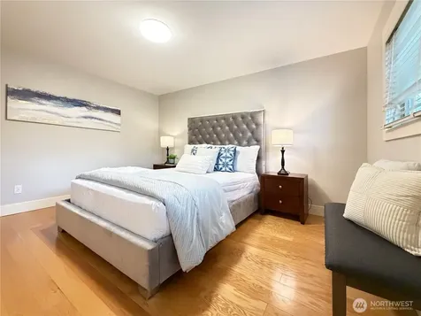 731 Broadway E Seattle WA 98102