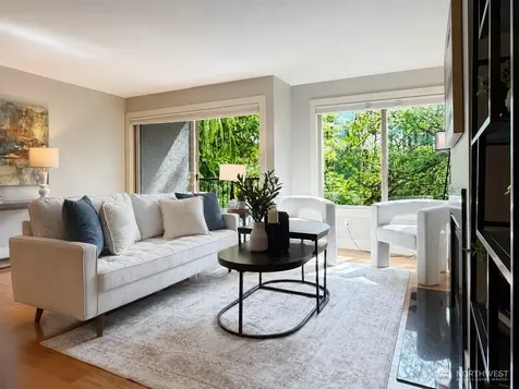 731 Broadway E Seattle WA 98102