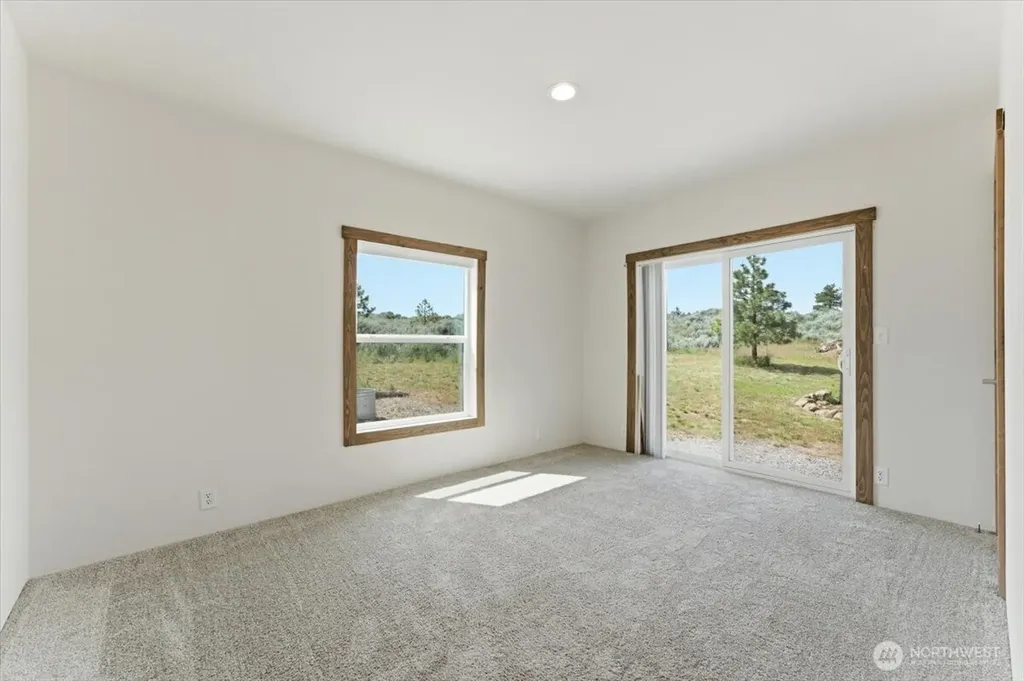 389 Muledeer East Wenatchee WA 98802