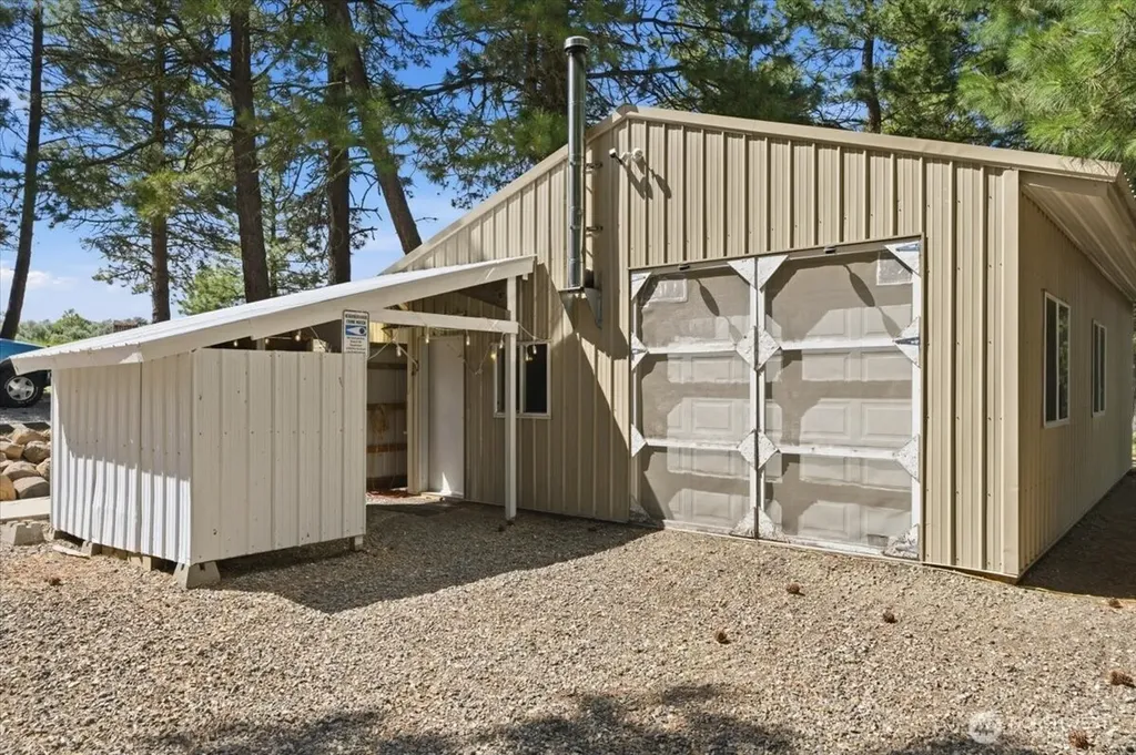 389 Muledeer East Wenatchee WA 98802
