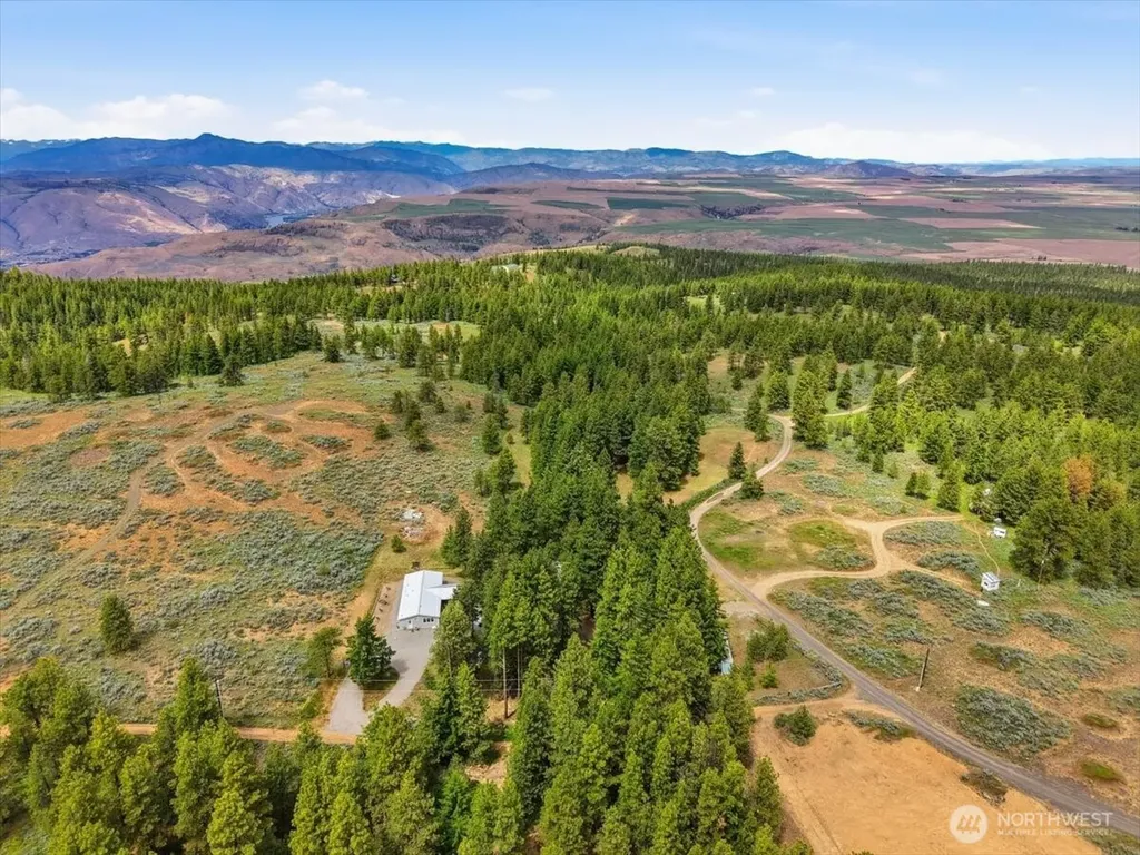 389 Muledeer East Wenatchee WA 98802