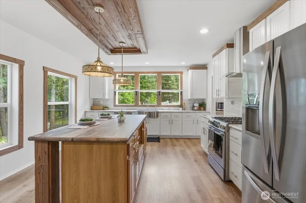 389 Muledeer East Wenatchee WA 98802