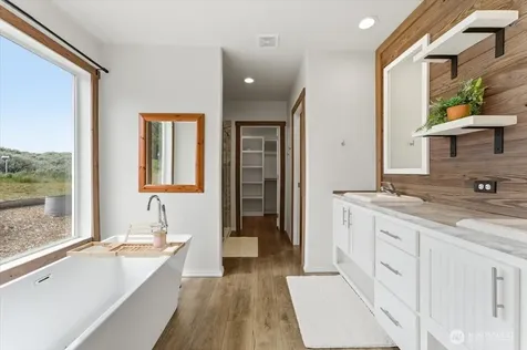 389 Muledeer East Wenatchee WA 98802