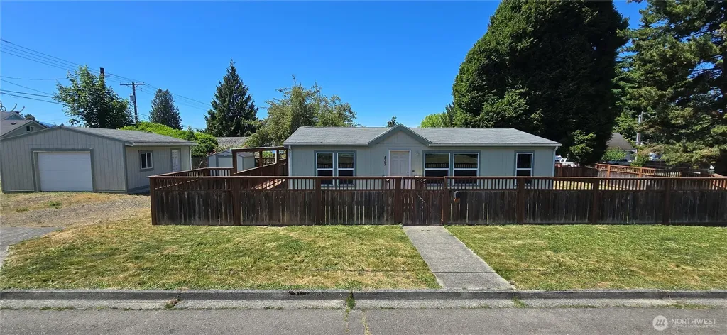 532 E 6th Street Port Angeles WA 98362
