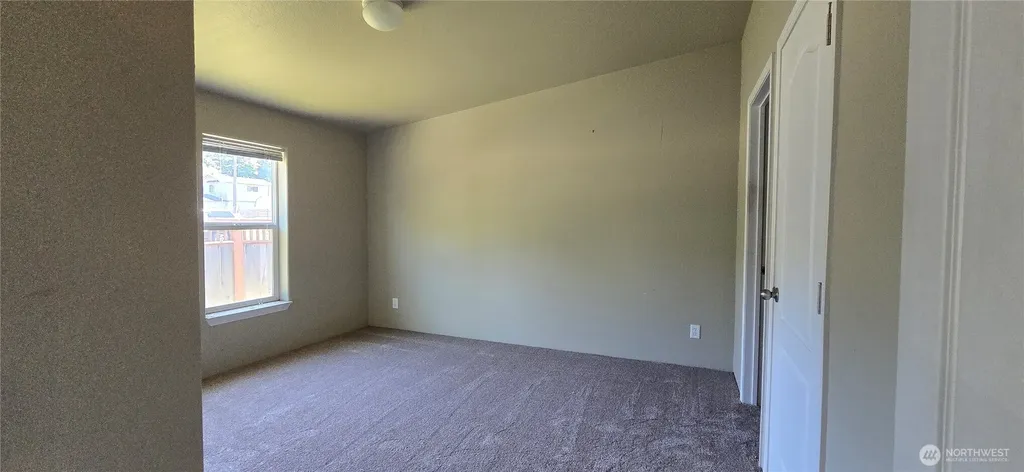 532 E 6th Street Port Angeles WA 98362