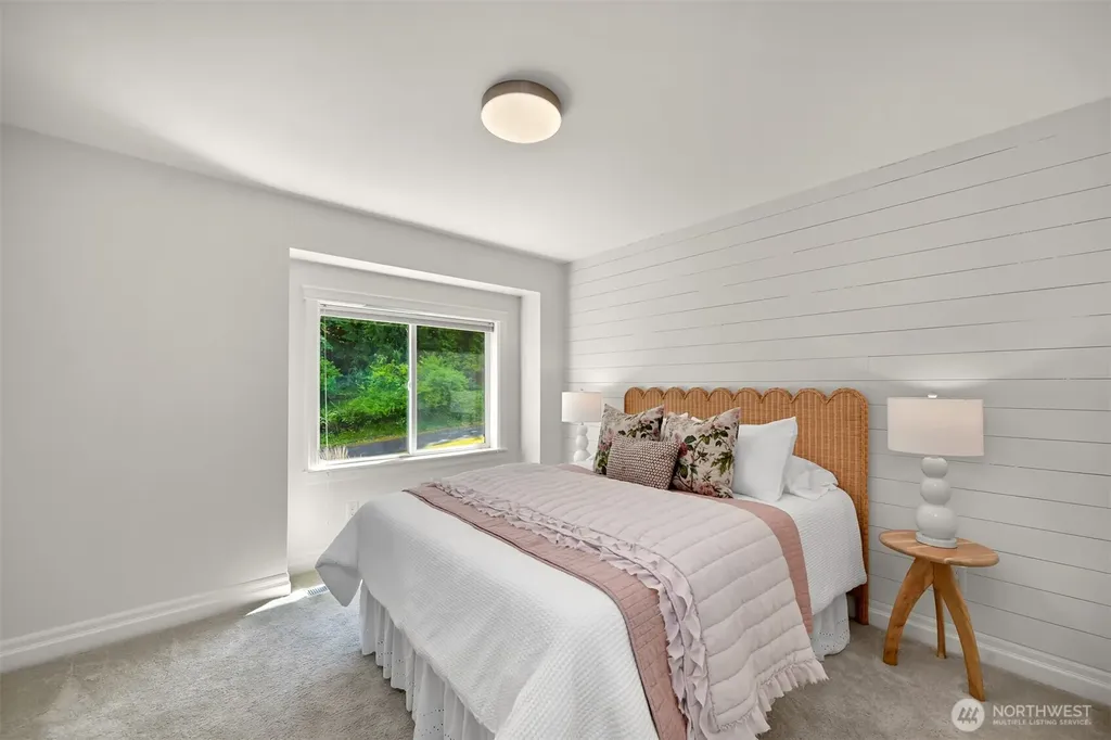 4727 Columbus Avenue Bellingham WA 98229