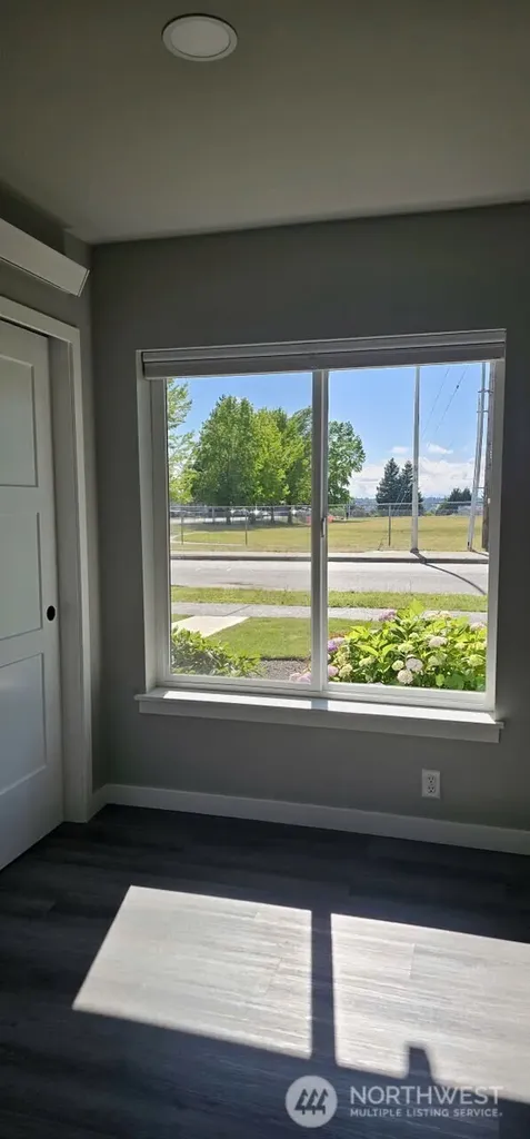 1208 Harrington Avenue NE Renton WA 98056