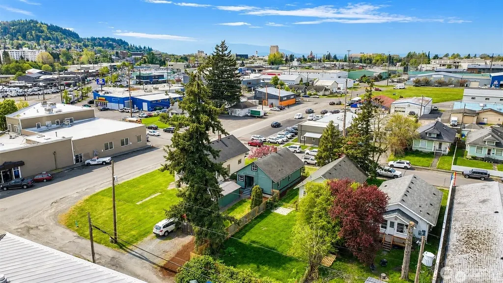 2006 Iron Street Bellingham WA 98225
