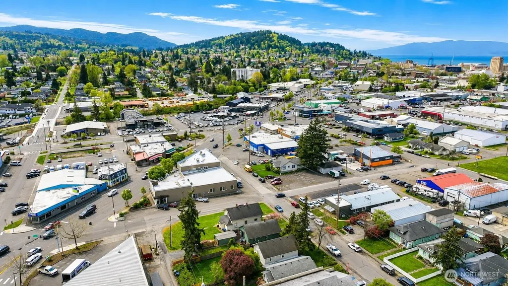 2006 Iron Street Bellingham WA 98225