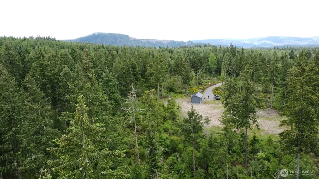 42911 28th Avenue E Eatonville WA 98328