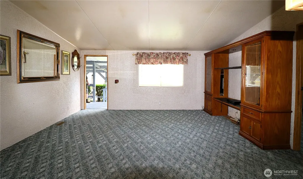214 Chapman Road Castle Rock WA 98611