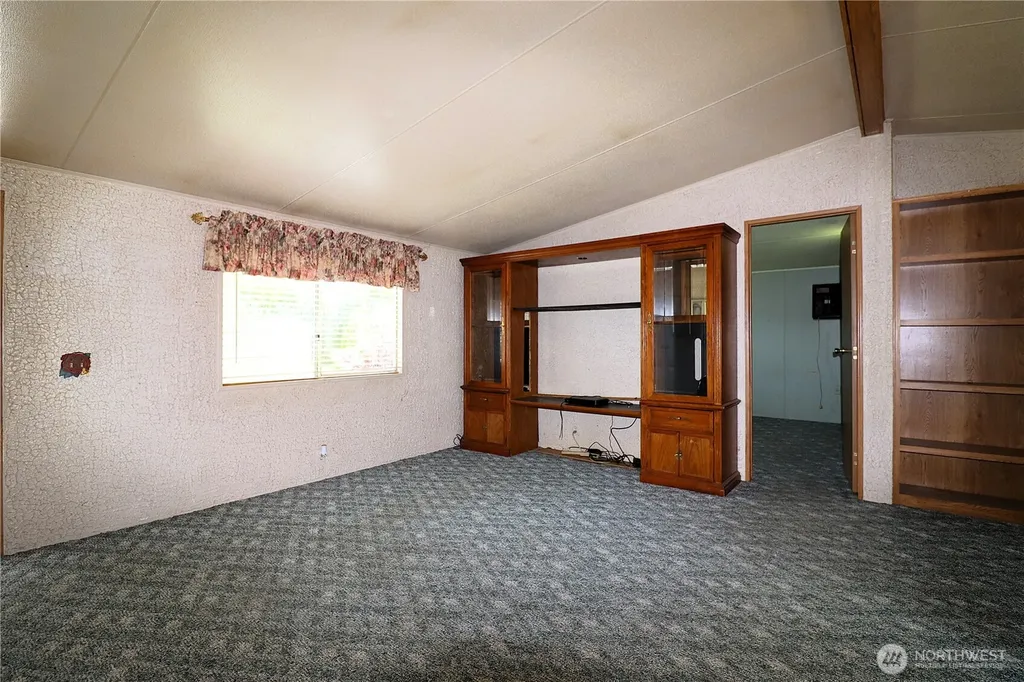 214 Chapman Road Castle Rock WA 98611