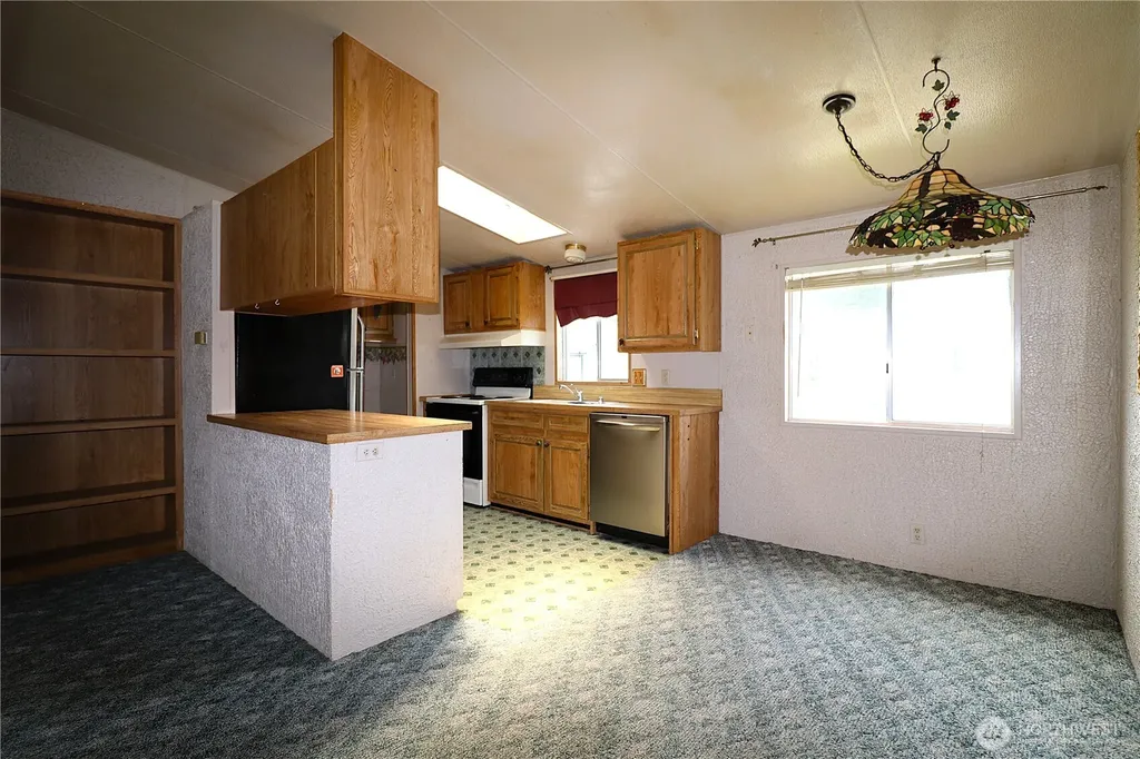 214 Chapman Road Castle Rock WA 98611