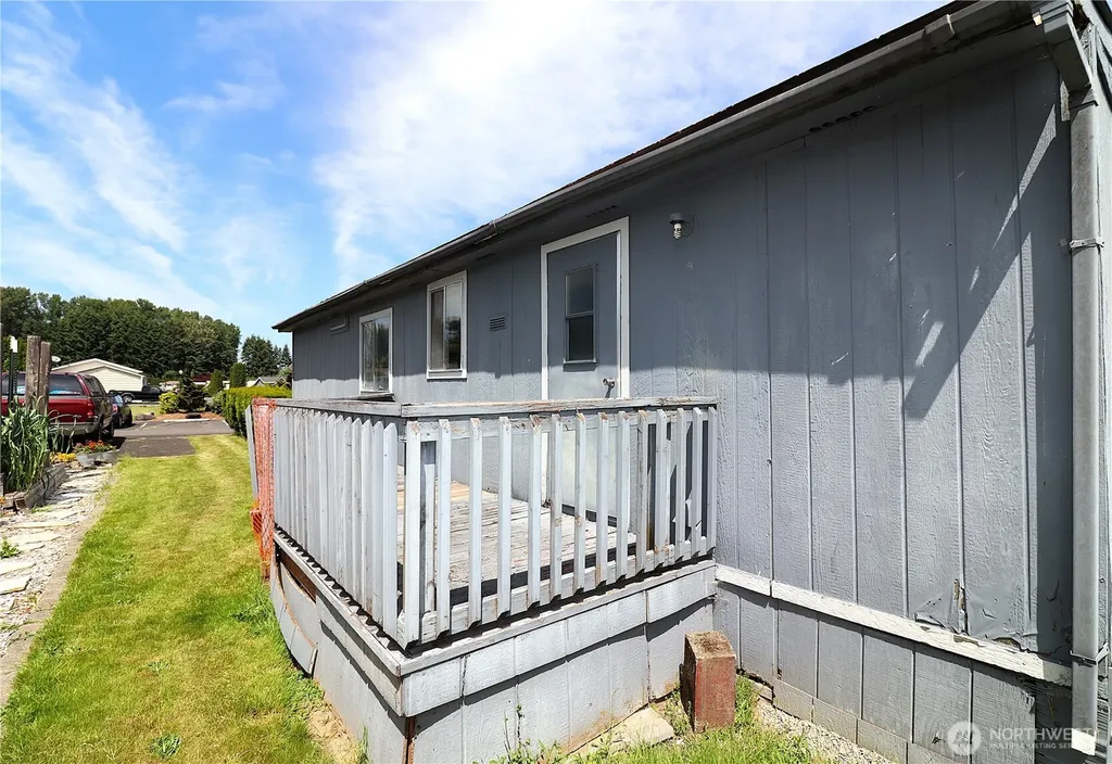 214 Chapman Road Castle Rock WA 98611