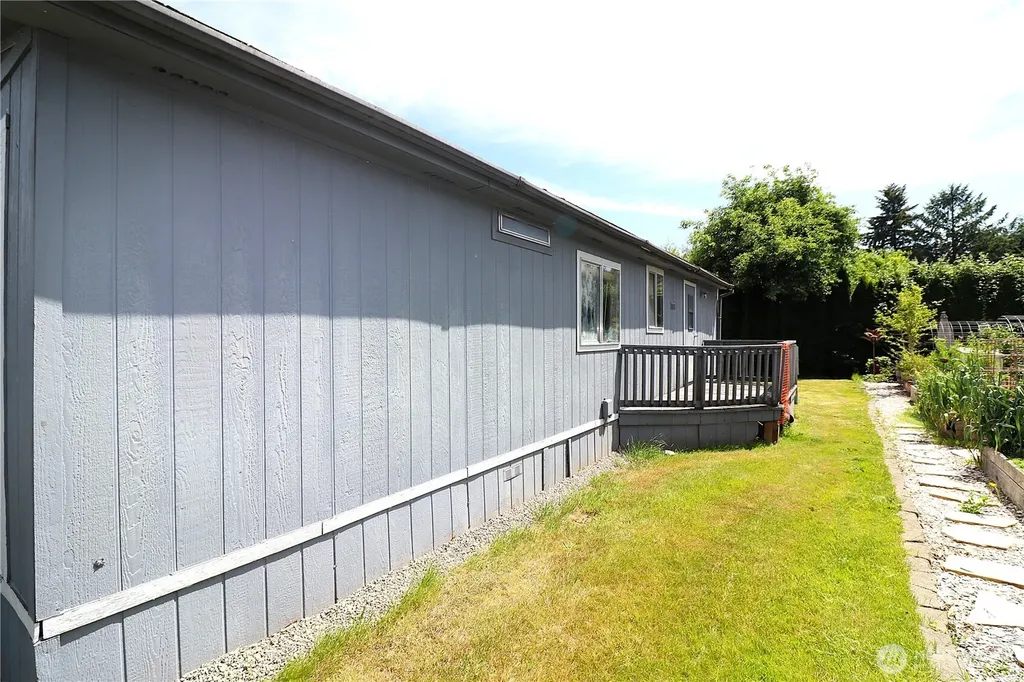 214 Chapman Road Castle Rock WA 98611