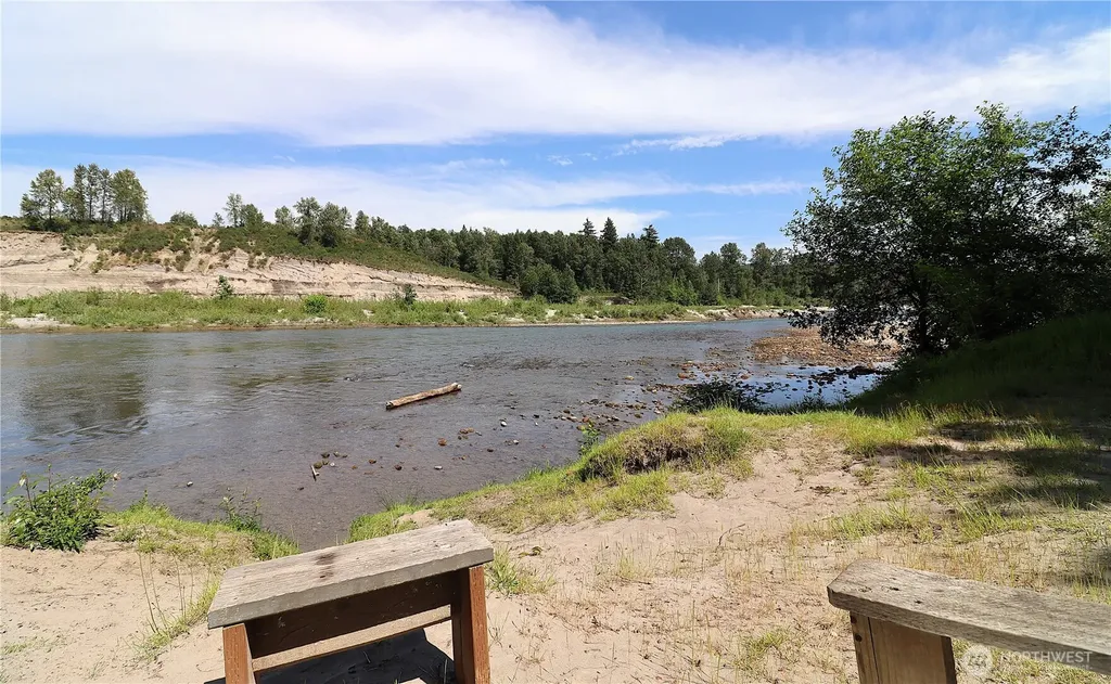 214 Chapman Road Castle Rock WA 98611