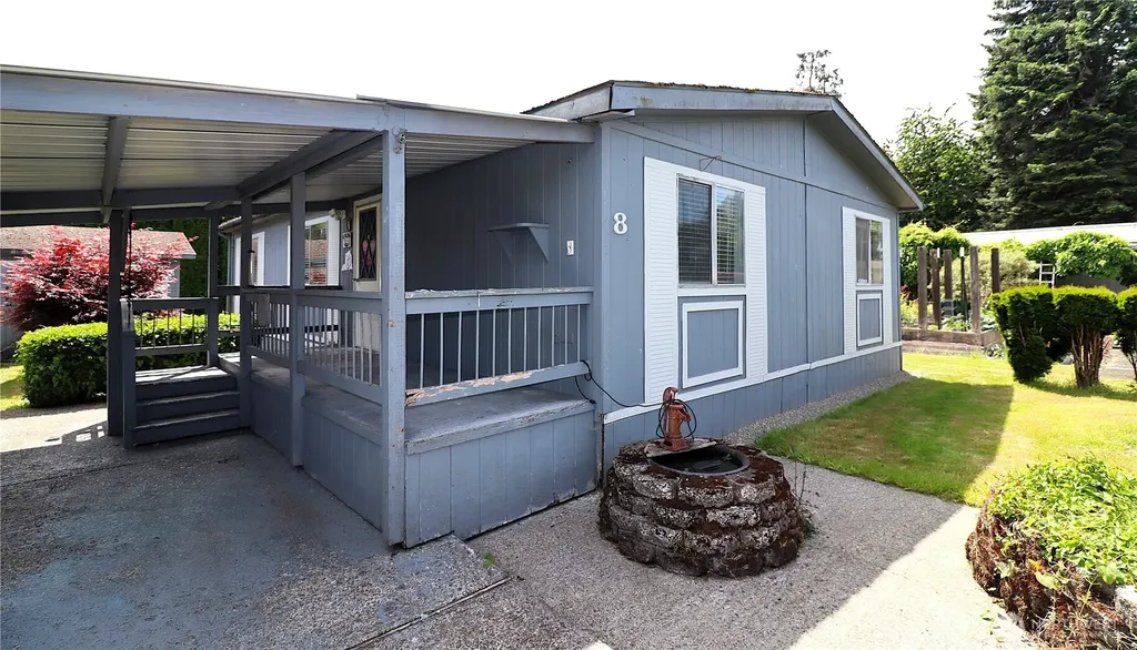 214 Chapman Road Castle Rock WA 98611