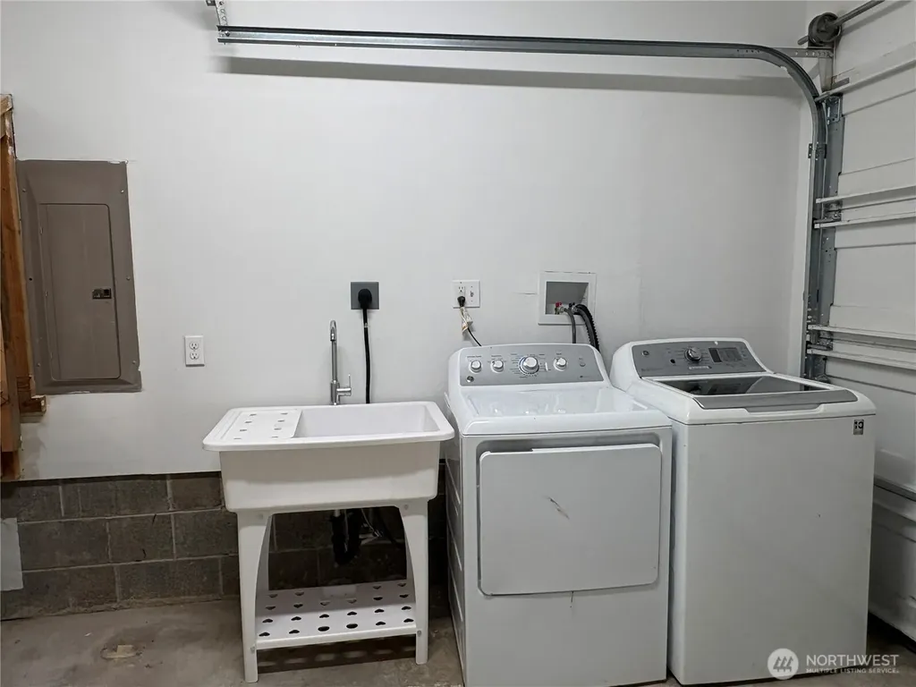 1106 227th Lane Ocean Park WA 98640