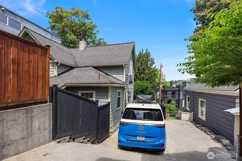 43 W Etruria Seattle WA 98119