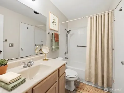 6236 137th Place NE Redmond WA 98052