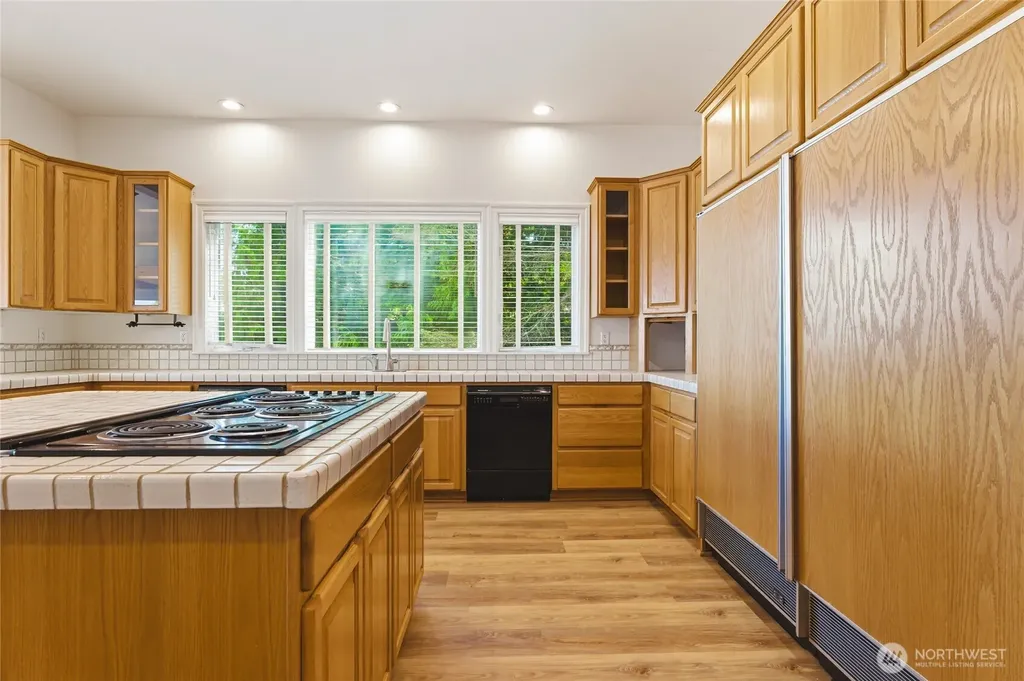 3065 Oak Bay Road Port Hadlock WA 98339