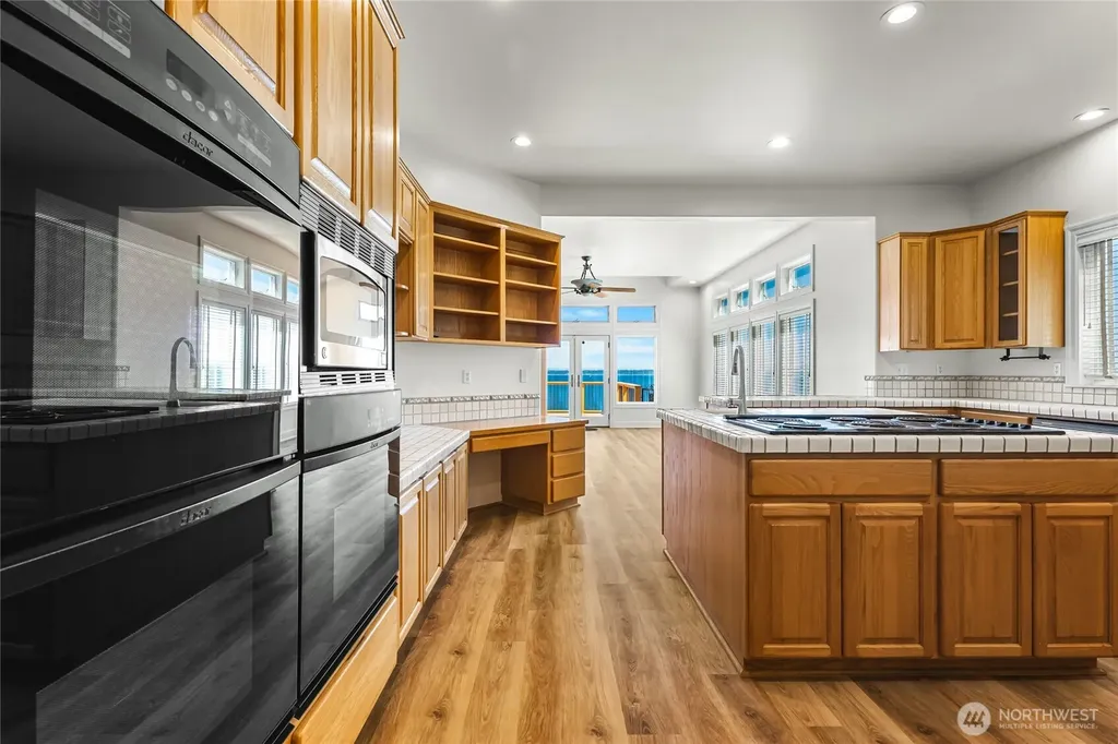 3065 Oak Bay Road Port Hadlock WA 98339