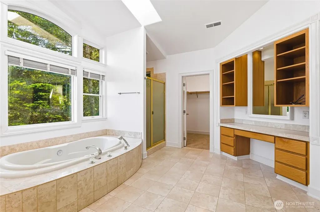 3065 Oak Bay Road Port Hadlock WA 98339