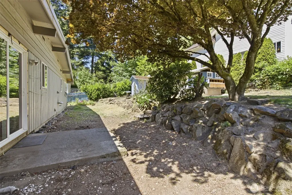 4258 158th Street Tukwila WA 98188