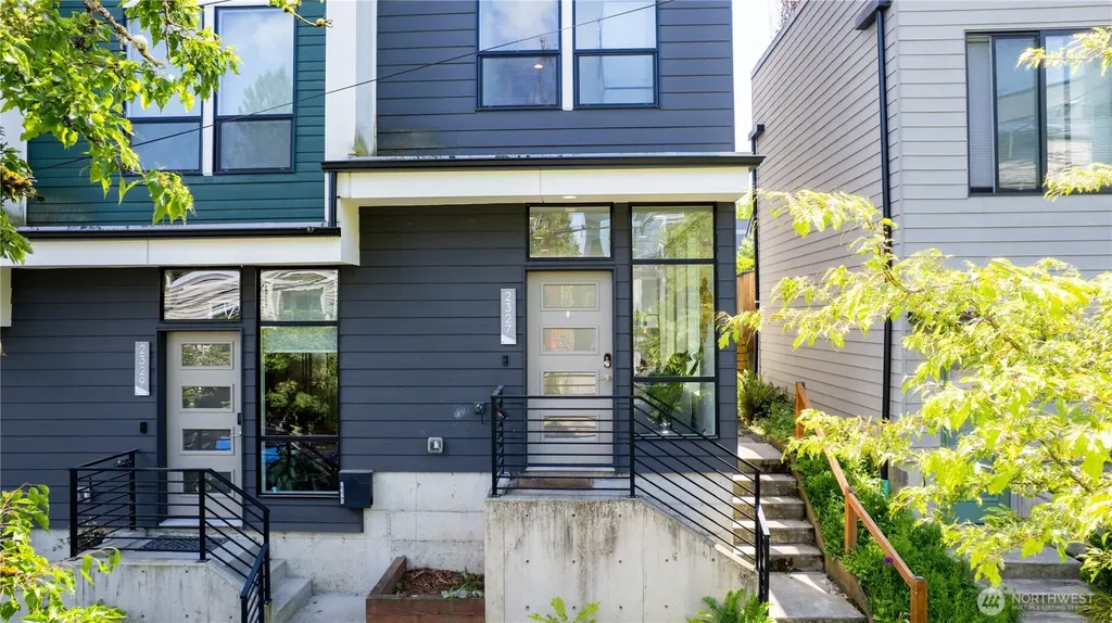 2327 E Denny Way Seattle WA 98122