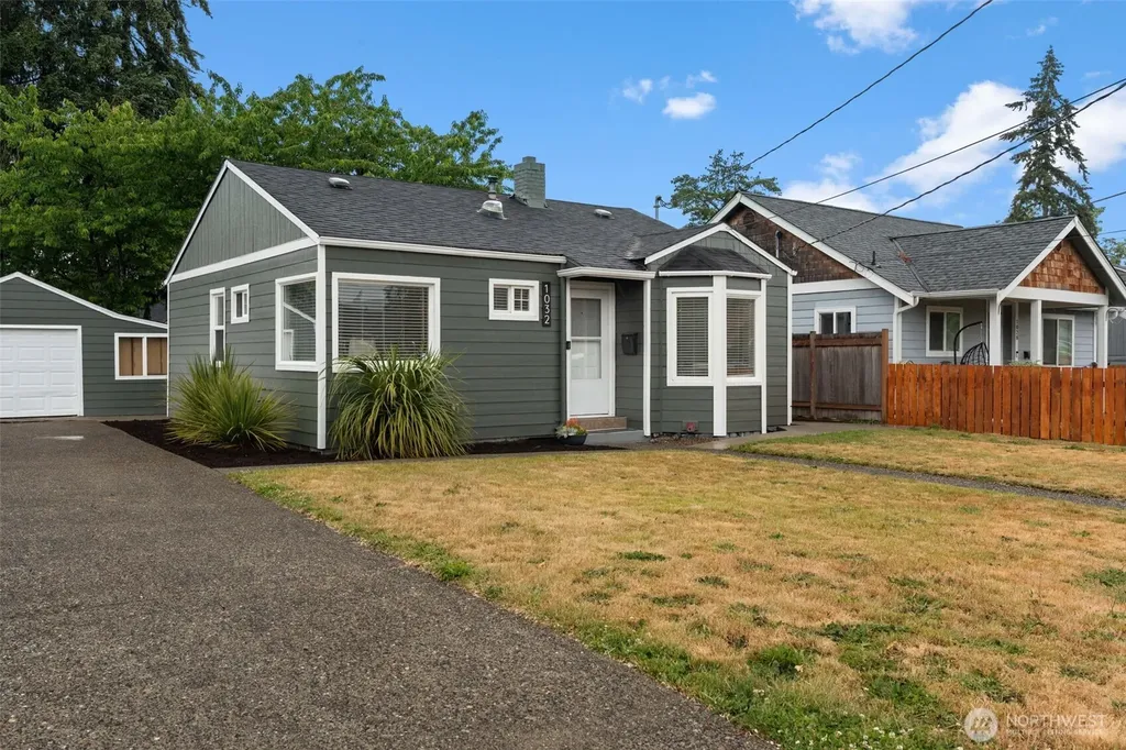 1032 S Macarthur Street Tacoma WA 98465