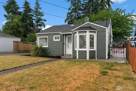 1032 S Macarthur Street Tacoma WA 98465