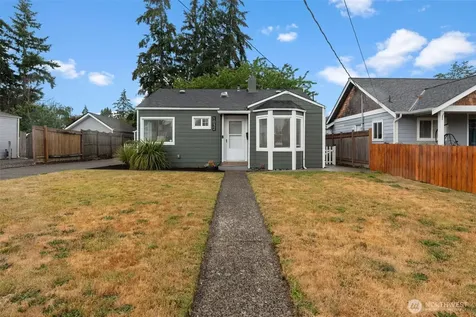 1032 S Macarthur Street Tacoma WA 98465