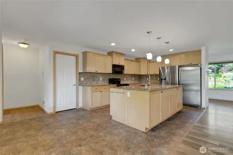 1450 SE Spruce Road Port Orchard WA 98367
