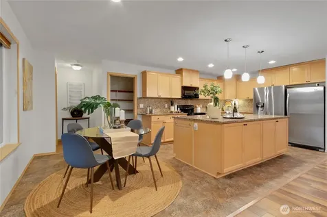 1450 SE Spruce Road Port Orchard WA 98367