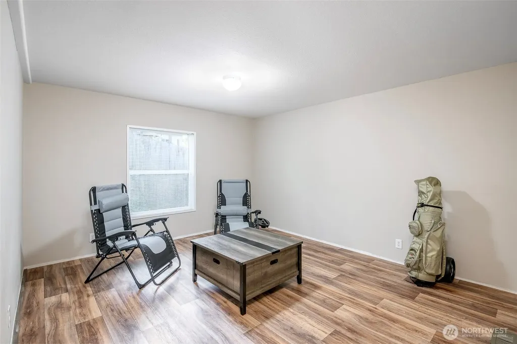 171 NE Hilltop Place Tahuya WA 98588