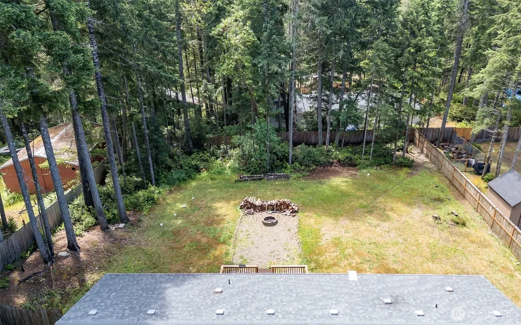 171 NE Hilltop Place Tahuya WA 98588