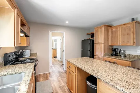 171 NE Hilltop Place Tahuya WA 98588