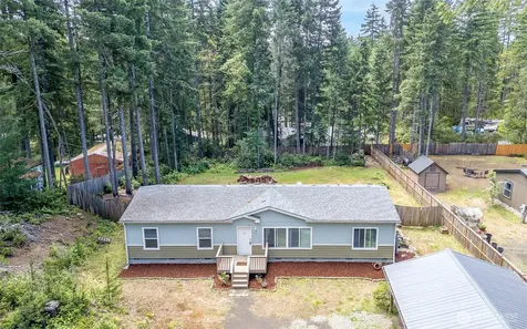 171 NE Hilltop Place Tahuya WA 98588