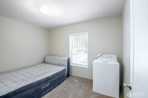 171 NE Hilltop Place Tahuya WA 98588