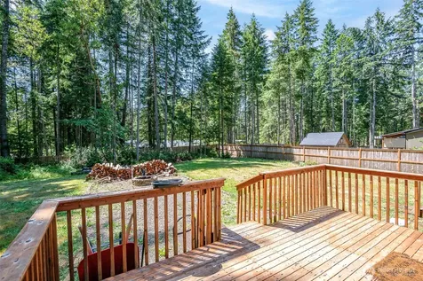 171 NE Hilltop Place Tahuya WA 98588