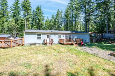 171 NE Hilltop Place Tahuya WA 98588