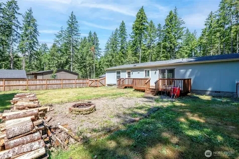 171 NE Hilltop Place Tahuya WA 98588