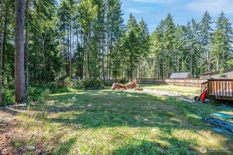 171 NE Hilltop Place Tahuya WA 98588