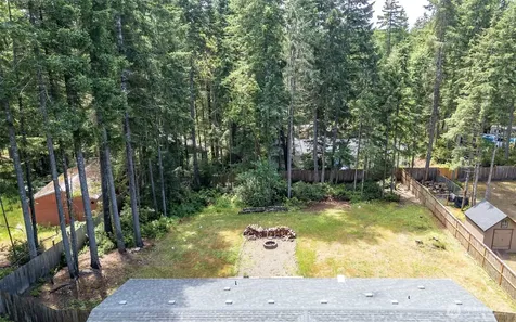 171 NE Hilltop Place Tahuya WA 98588