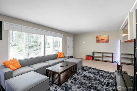 171 NE Hilltop Place Tahuya WA 98588